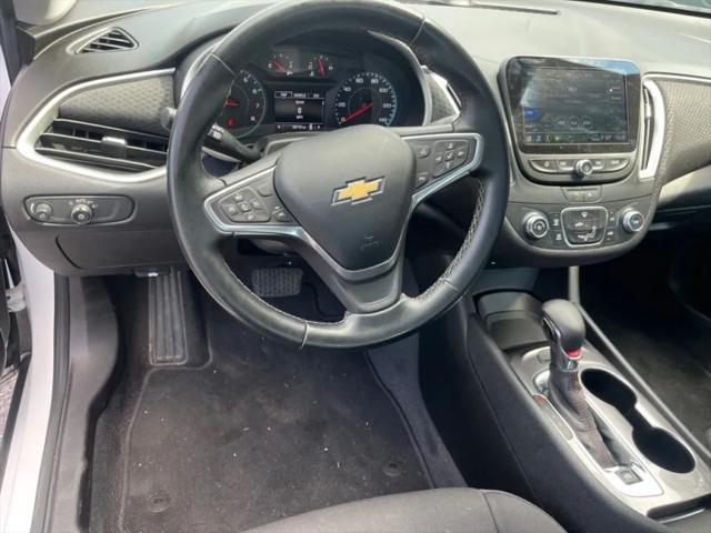 2023 Chevrolet Malibu FWD RS