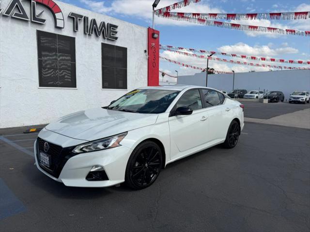 2022 Nissan Altima SR FWD