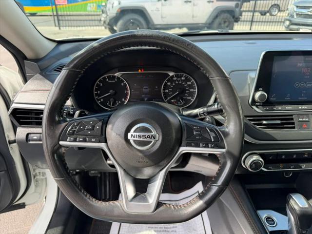2022 Nissan Altima SR FWD