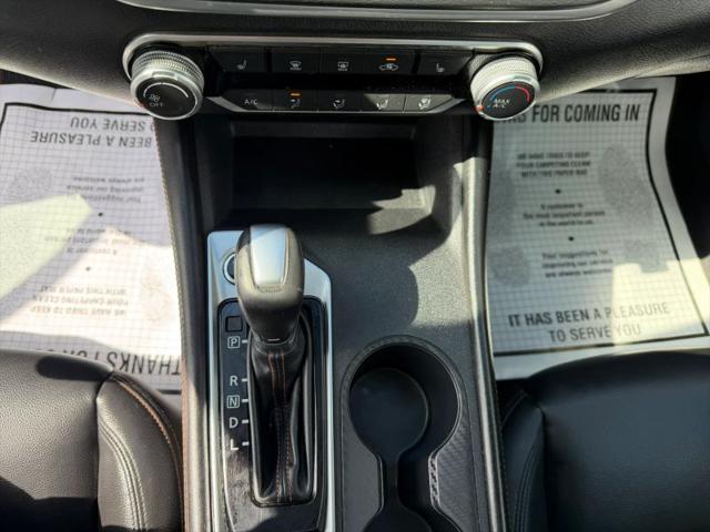 2022 Nissan Altima SR FWD