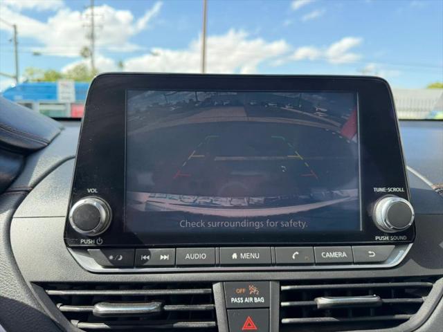 2022 Nissan Altima SR FWD
