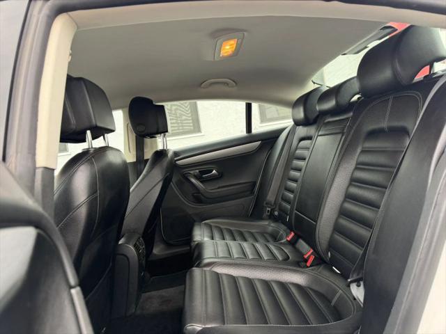 2014 Volkswagen CC 2.0T R-Line
