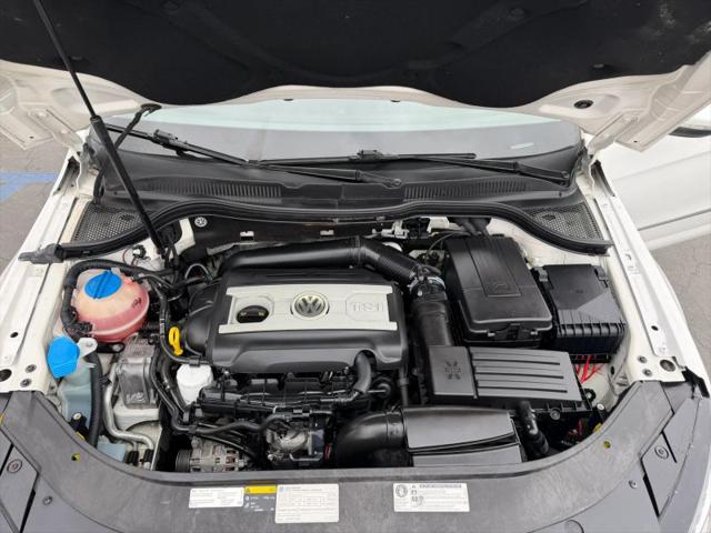 2014 Volkswagen CC 2.0T R-Line