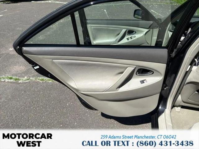 2011 Toyota Camry LE