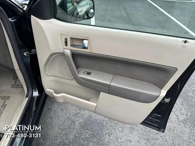 2011 Ford Focus SES