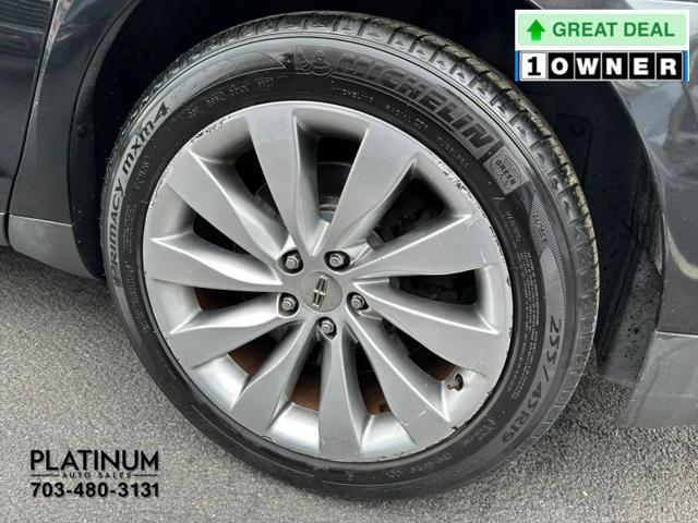 2015 Lincoln MKS Base