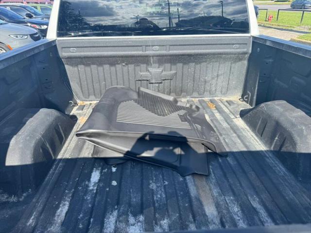 2023 Chevrolet Silverado 1500 4WD Crew Cab Short Bed LTZ