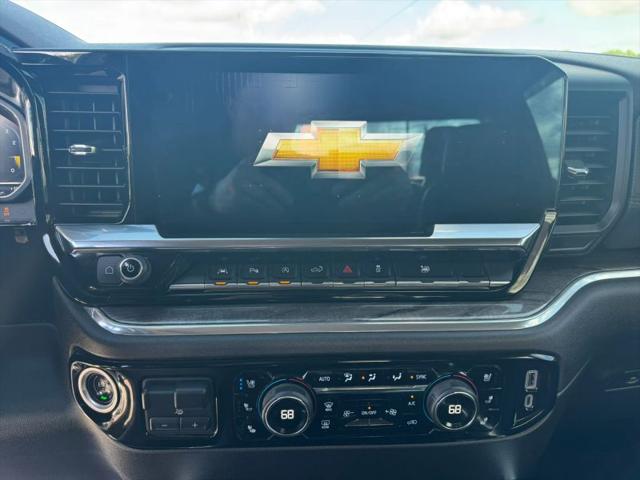 2023 Chevrolet Silverado 1500 4WD Crew Cab Short Bed LTZ