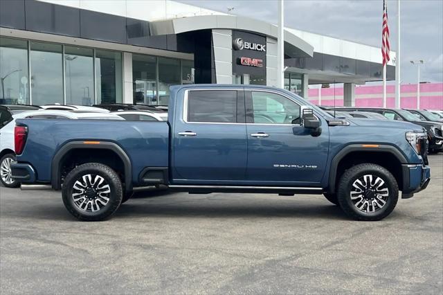 2026 GMC Sierra 2500HD Crew Cab, Standard Bed, Denali Ultimate, 4WD