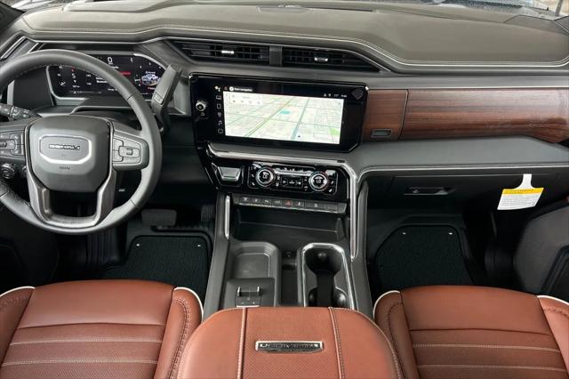 2026 GMC Sierra 2500HD Crew Cab, Standard Bed, Denali Ultimate, 4WD