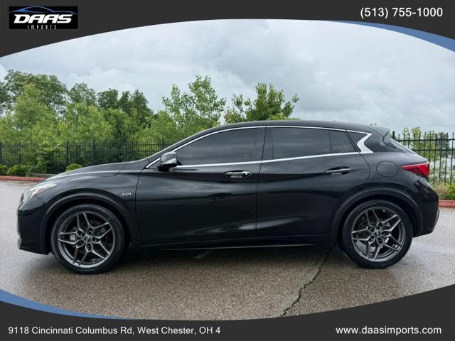 2017 INFINITI QX30 Sport