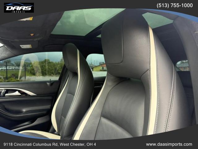 2017 INFINITI QX30 Sport