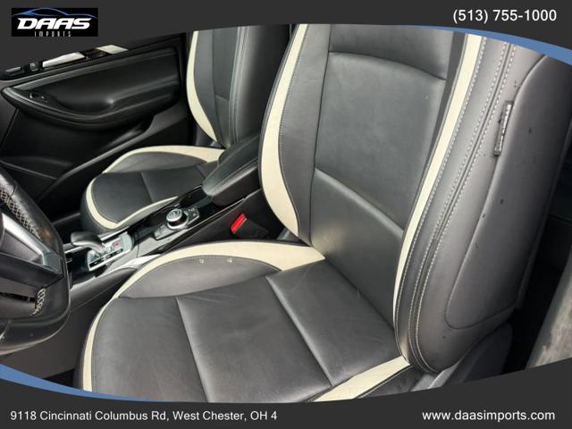 2017 INFINITI QX30 Sport