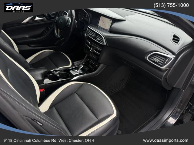 2017 INFINITI QX30 Sport