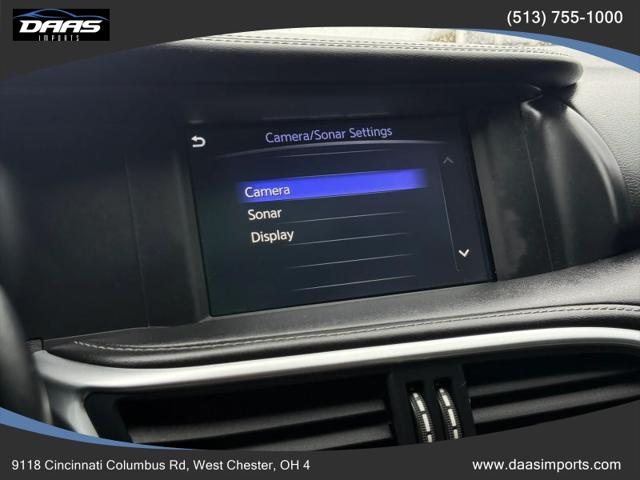 2017 INFINITI QX30 Sport