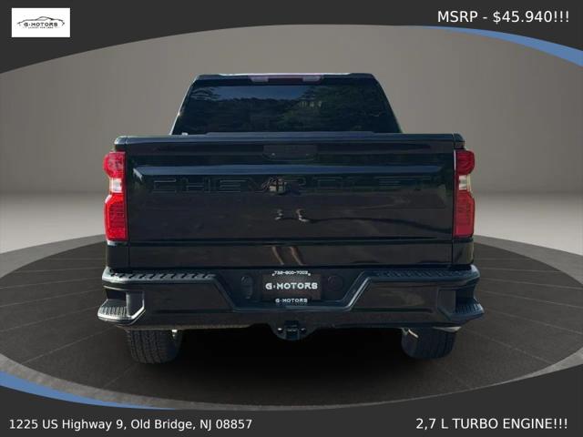 2023 Chevrolet Silverado 1500 2WD Crew Cab Short Bed Custom