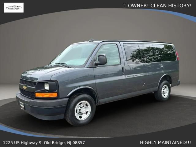 2017 Chevrolet Express LS