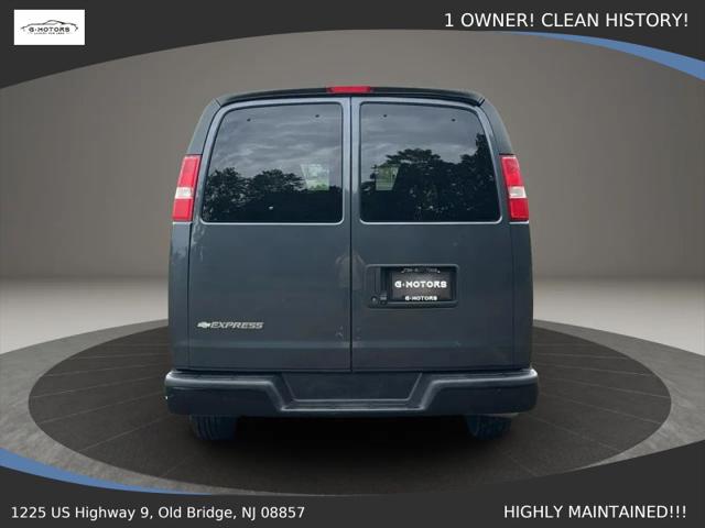 2017 Chevrolet Express LS