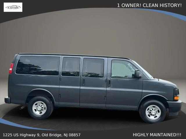 2017 Chevrolet Express LS