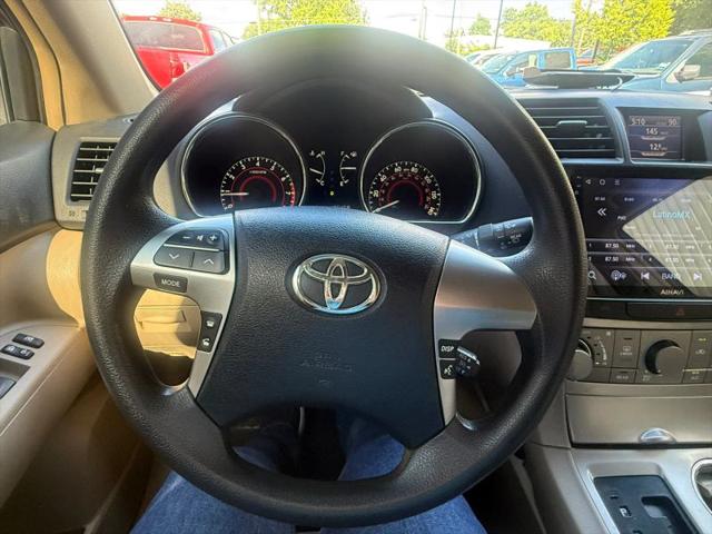 2011 Toyota Highlander Base V6
