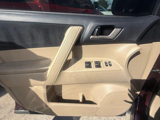 2011 Toyota Highlander Base V6