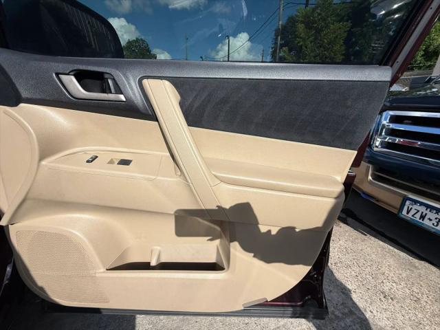 2011 Toyota Highlander Base V6