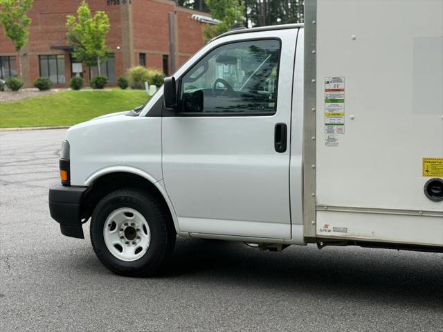 2019 GMC Savana Cutaway Work Van