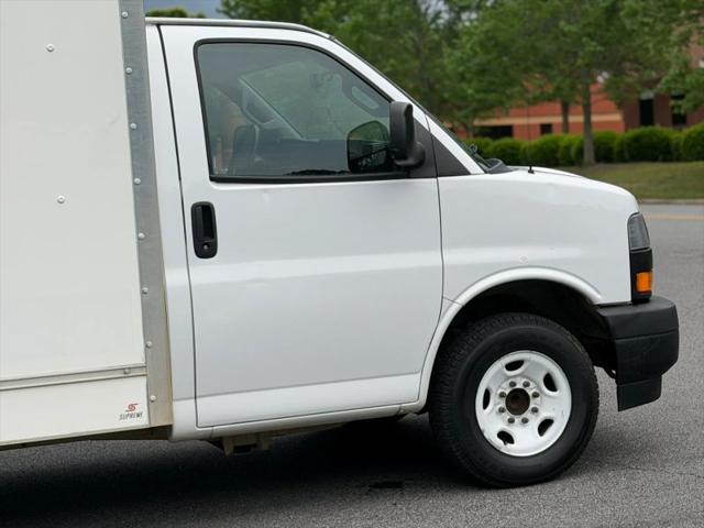2019 GMC Savana Cutaway Work Van
