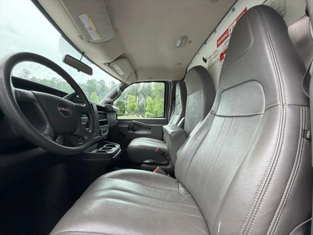 2019 GMC Savana Cutaway Work Van
