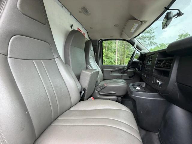 2019 GMC Savana Cutaway Work Van