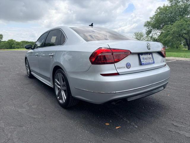 2017 Volkswagen Passat 1.8T R-Line