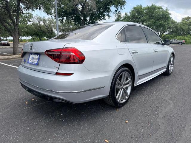 2017 Volkswagen Passat 1.8T R-Line