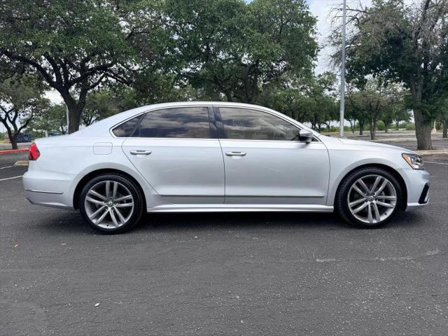 2017 Volkswagen Passat 1.8T R-Line