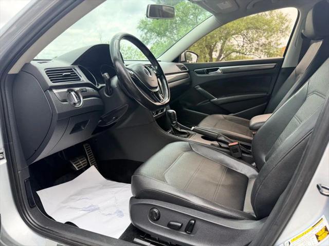2017 Volkswagen Passat 1.8T R-Line