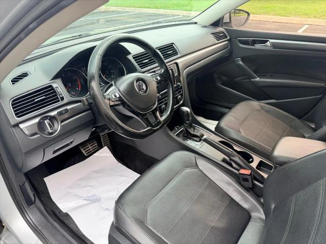 2017 Volkswagen Passat 1.8T R-Line