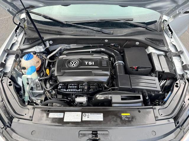 2017 Volkswagen Passat 1.8T R-Line