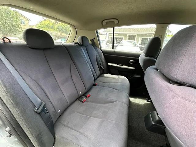 2009 Nissan Versa 1.8S