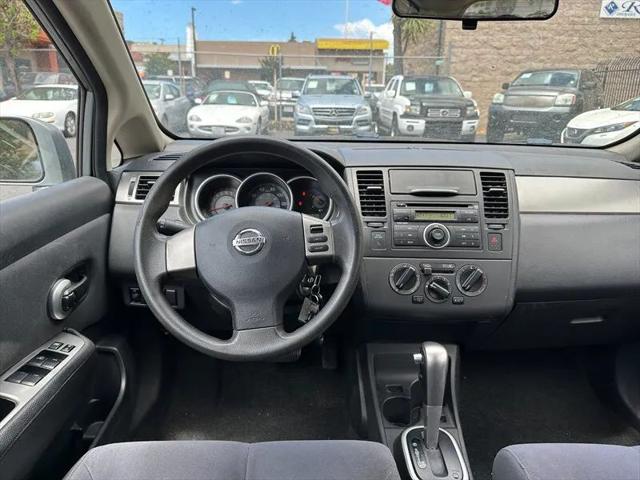 2009 Nissan Versa 1.8S