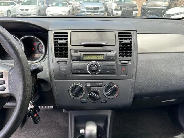 2009 Nissan Versa 1.8S