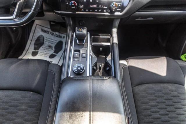 2022 Nissan Pathfinder SV 4WD