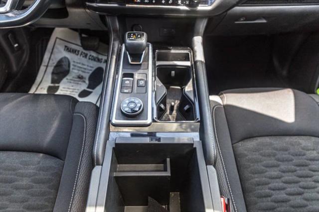 2022 Nissan Pathfinder SV 4WD