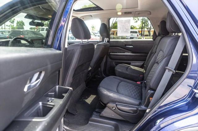 2022 Nissan Pathfinder SV 4WD