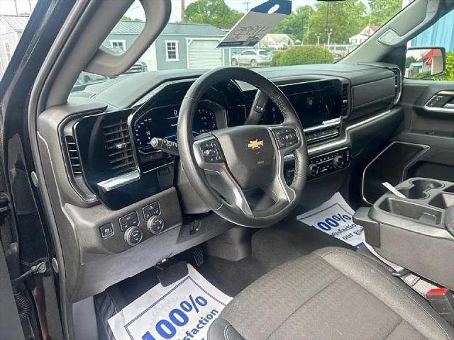 2025 Chevrolet Silverado 1500 4WD Crew Cab Standard Bed LT