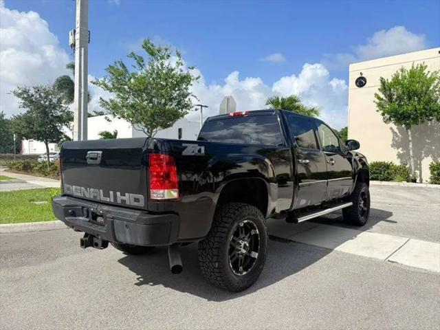 2011 GMC Sierra 2500HD Denali