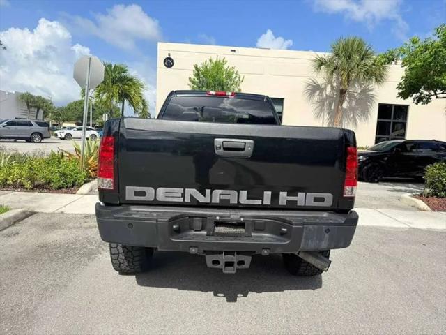 2011 GMC Sierra 2500HD Denali
