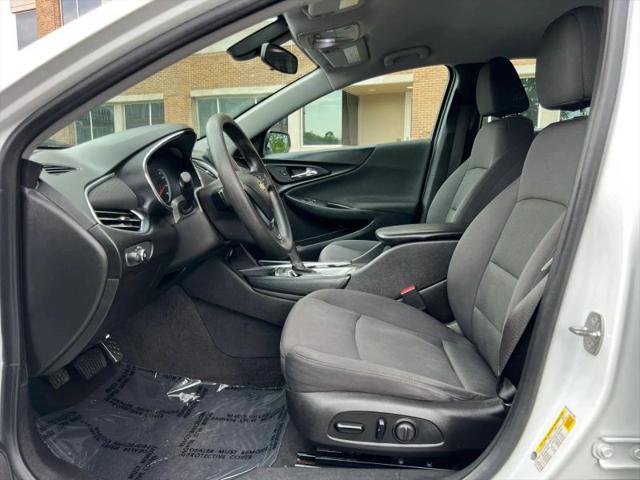2017 Chevrolet Malibu 1LT