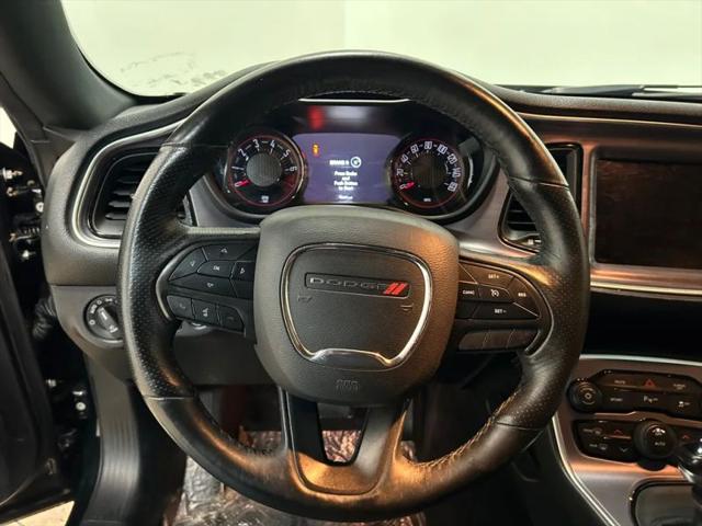 2017 Dodge Challenger SXT Plus