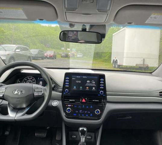 2020 Hyundai IONIQ Hybrid Blue
