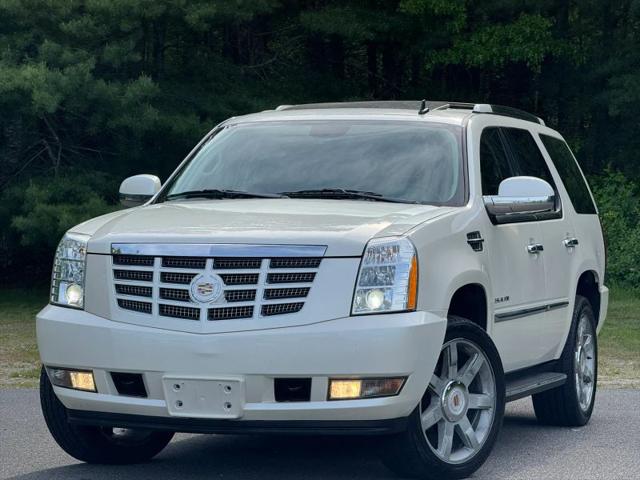2014 Cadillac Escalade Luxury for sale in Raynham, MA