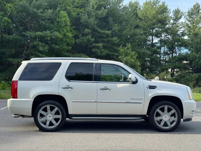 2014 Cadillac Escalade Luxury